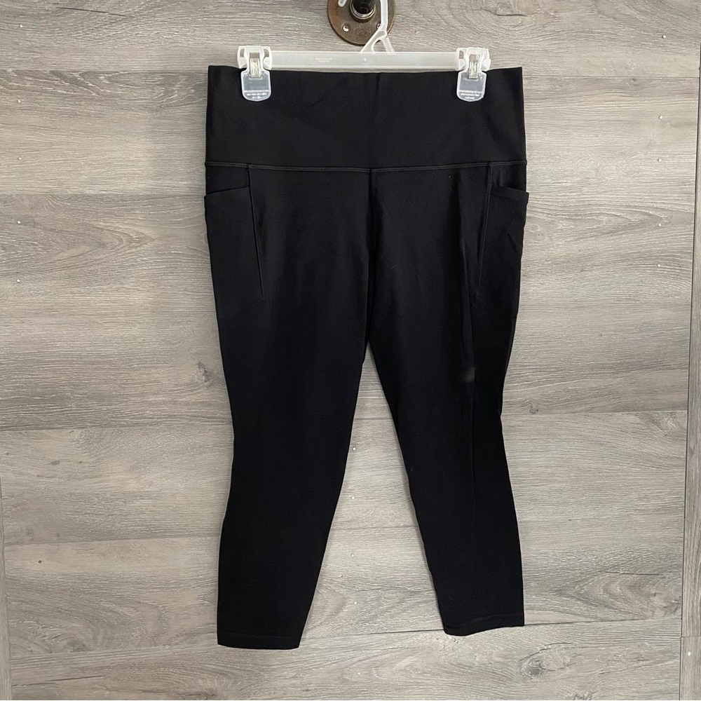 Athleta Black High-Waist Pocket Leggings